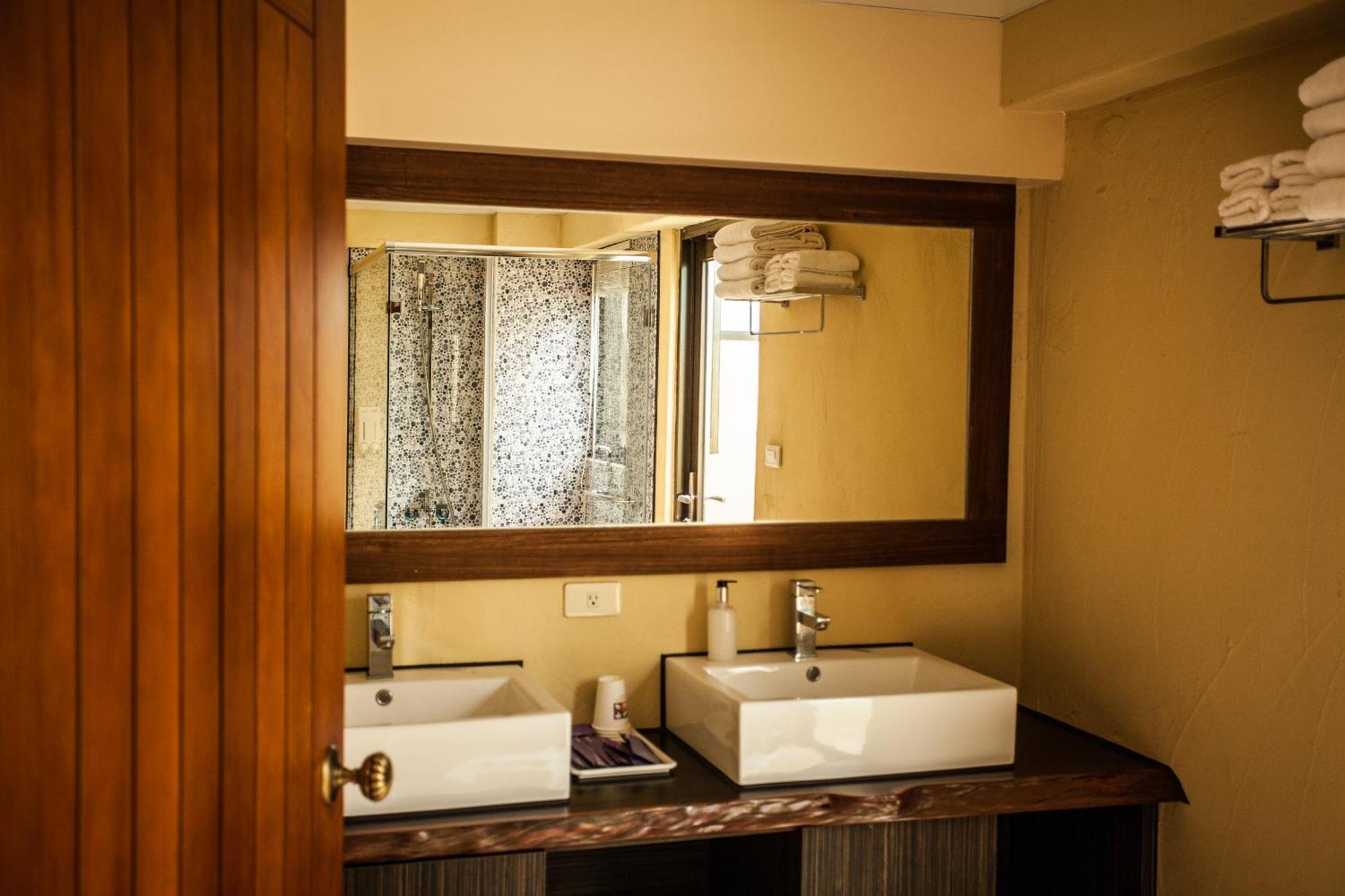 Oasis Hotel Makung Kültér fotó