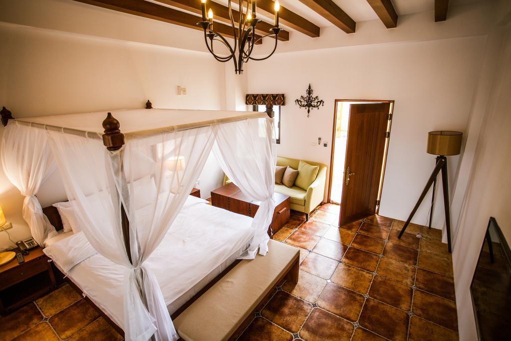 Oasis Hotel Makung Kültér fotó