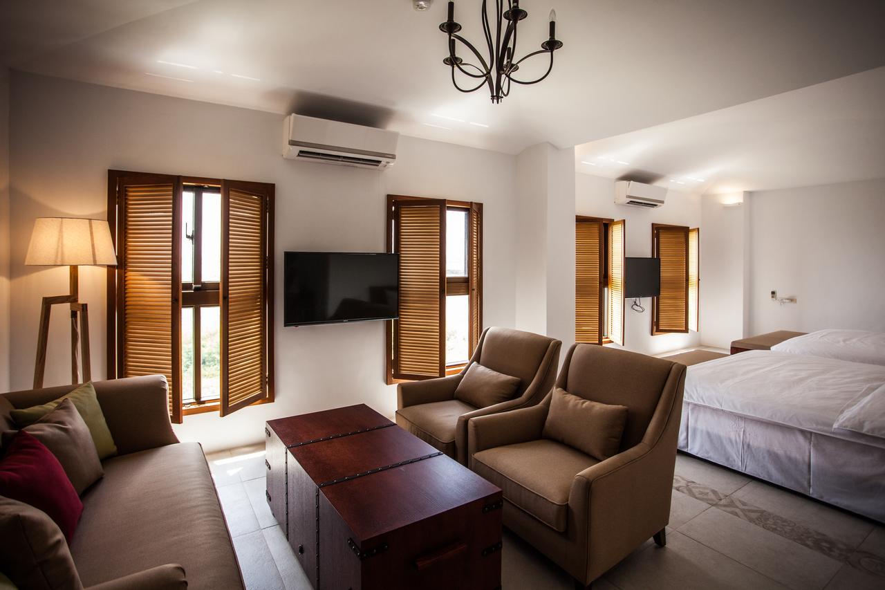 Oasis Hotel Makung Kültér fotó